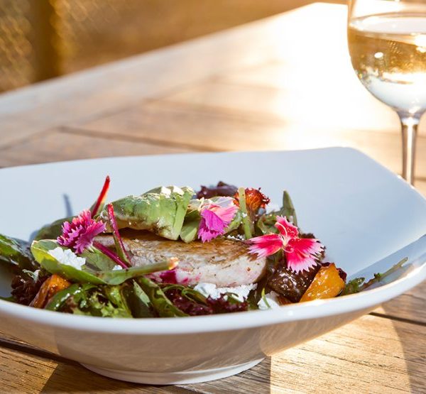 Salad-and-Wine-Byford-restaurant-club