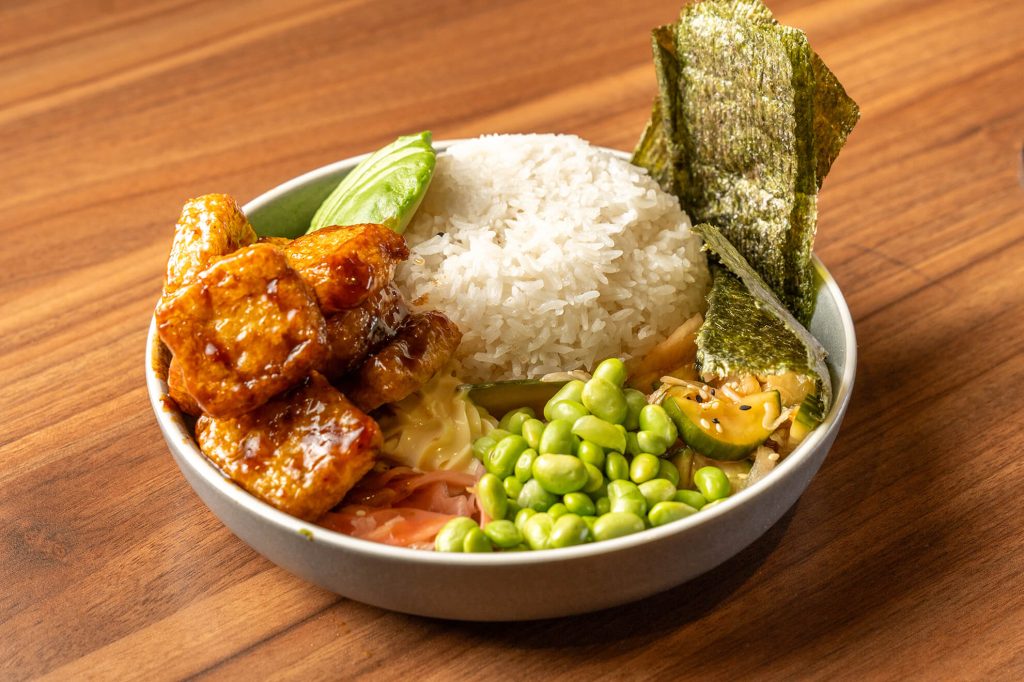 Tofu poke bowl with fresh vegetables